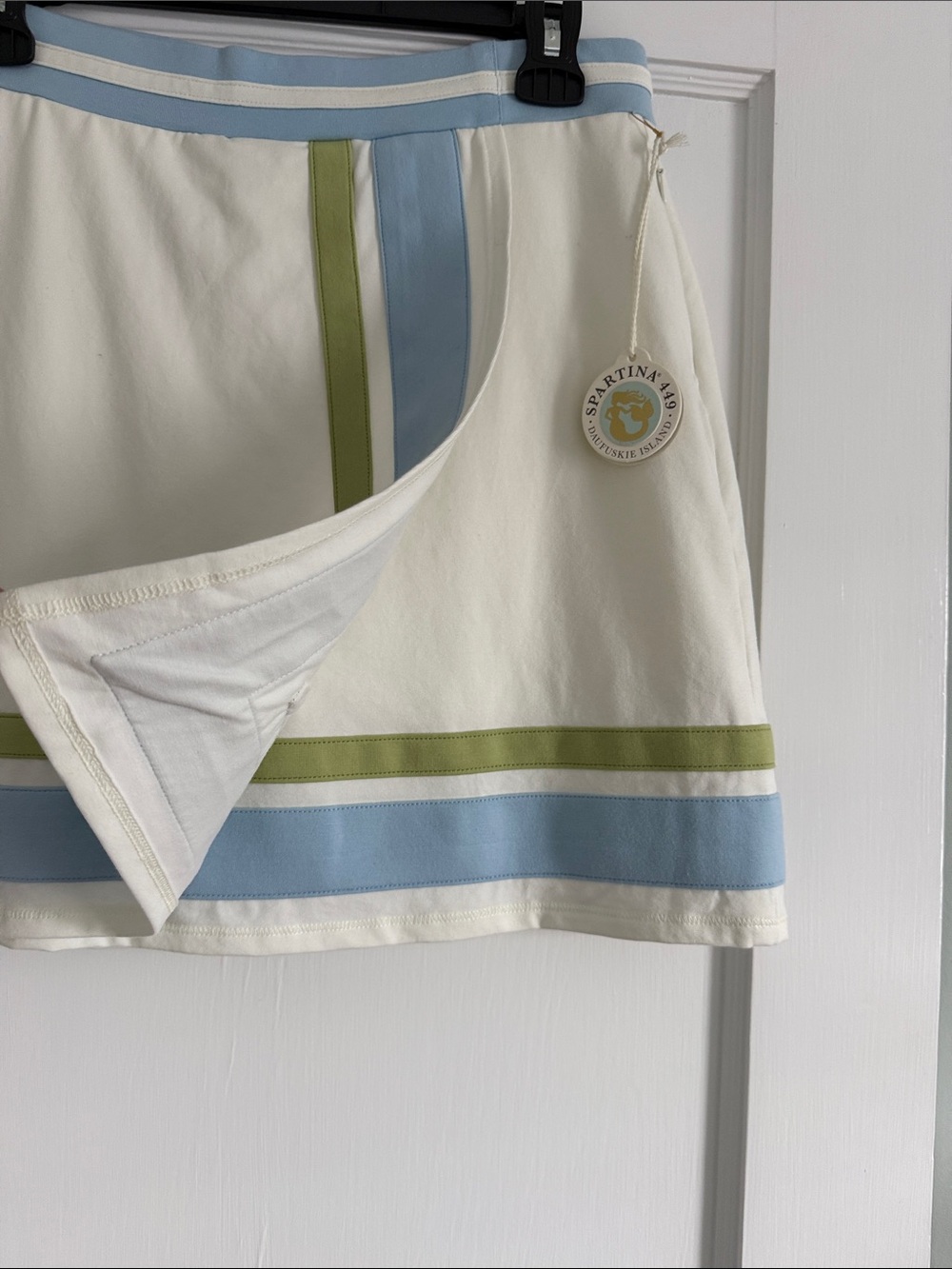 Spartina 449 Cream Skort with Blue and Olive Trim - Picture 6 of 7